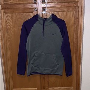 NWOT Nike Sweatshirt